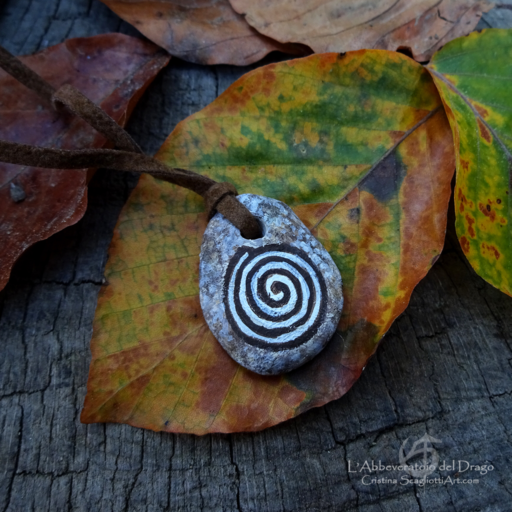 Celtic Single Spiral Necklace Pendant, 16 Inches